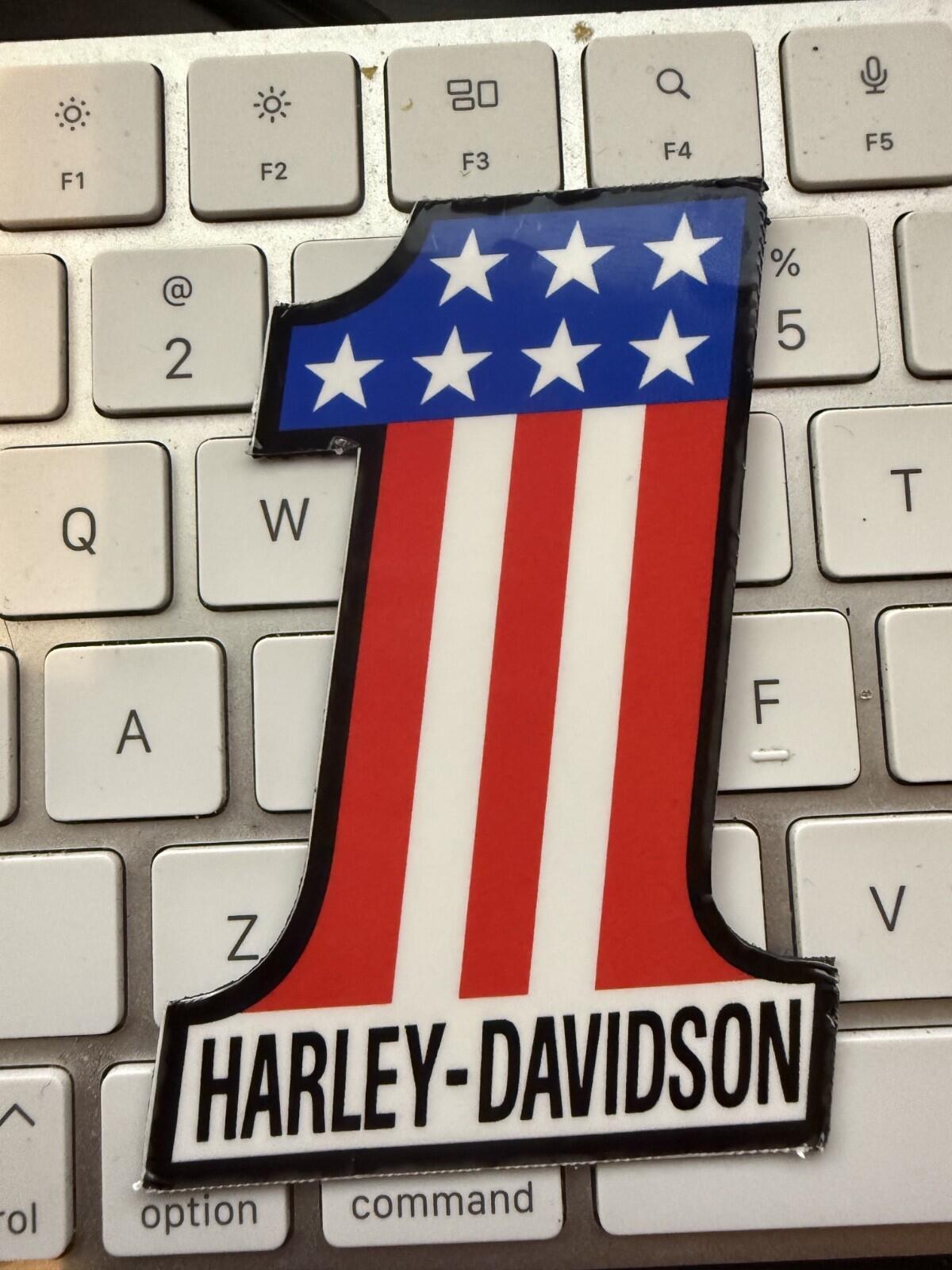Harley-Davidson No. 1 American Flag Magnet – 3.5 x 2.25 in – product image